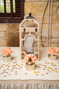 wedding decor, table decor, pink linen, centerpieces